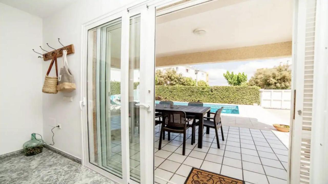 Villa With Pool In Cala Blanca With Sea Views Cala Santandria  Exterior foto